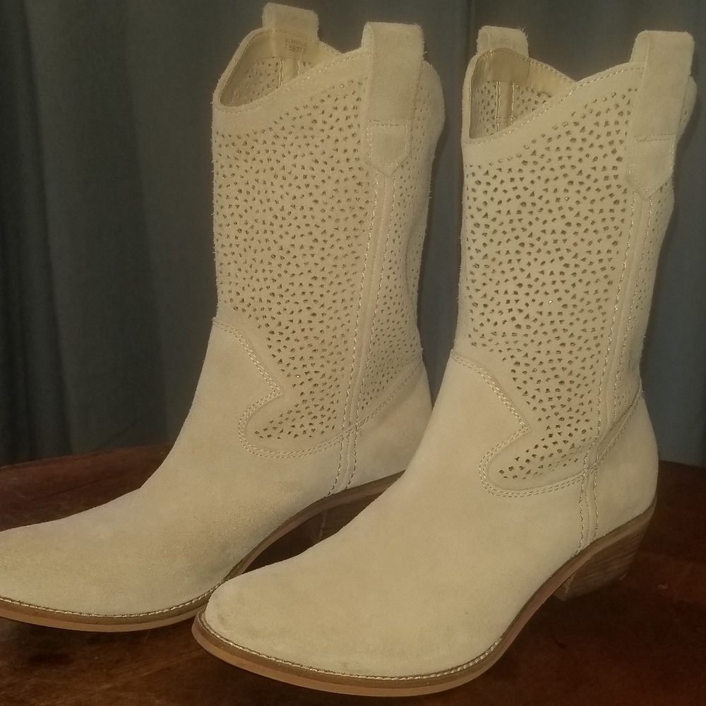 BCBGeneration Bastille Suede Boots